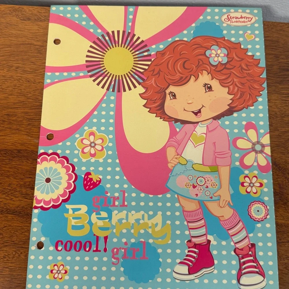 Vintage Strawberry Shortcake 2005 2 Pocket Portfolio Folders 3 Ring